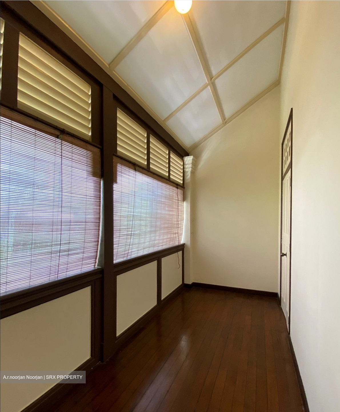 Townerville (D12), Terrace #504485591